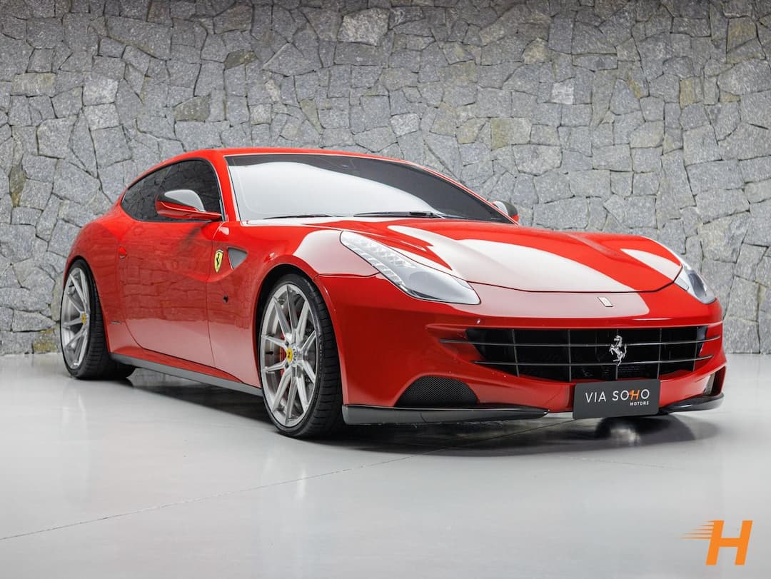 FERRARI FF 