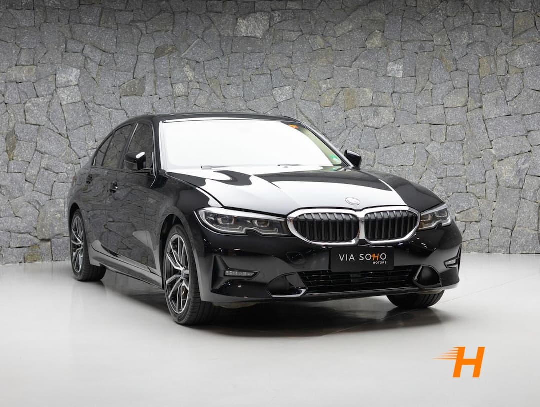 BMW 320i 